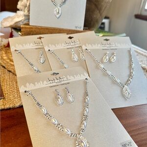 Nicole Miller Silver Pearl Rhinestone Bridal Party Gifts Silver Pearl Lot of 5